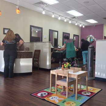 AP's Thread Salon - Pretty decor. Relaxing with the calm music playing. - Waxing Near Me - Rockwall, Texas AP's Thread Salon - Pretty decor. Relaxing with the calm music playing. - Waxing Near Me - Rockwall, Texas