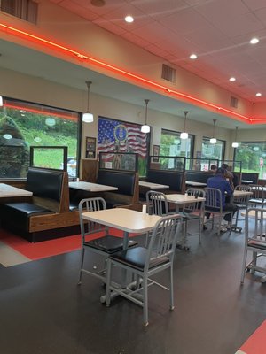 Frankie’s by null