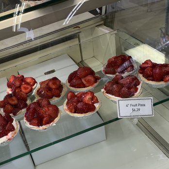 The Market - Individual strawberry pizzas. Yes, please! Great price, too! - Grocery Near Me - Fresno, California