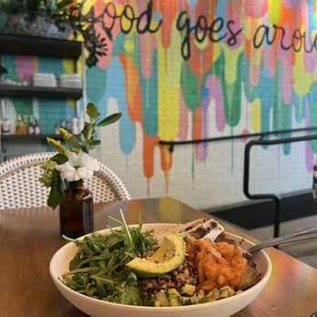 Flower Child - Inside aesthetic - New American Near Me - McLean, Virginia