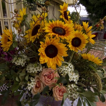 Bridget's Blooms - Florists Near Me - La Jolla, California