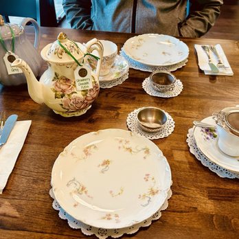 Bouchėe Confections - Tea sets - Chocolatiers & Shops Near Me - Reno, Nevada