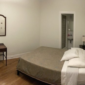 Orange Drive Hostel - Hostels Near Me - Los Angeles, California Orange Drive Hostel - Hostels Near Me - Los Angeles, California