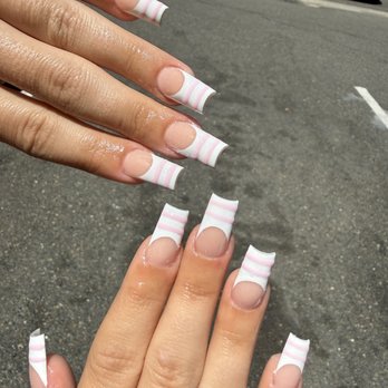 Deluxe Nail Lounge - Nail Salons Near Me - Elk Grove, California Deluxe Nail Lounge - Nail Salons Near Me - Elk Grove, California