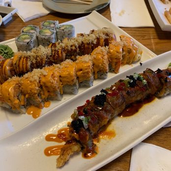 Red Ginger - Sexy girl roll, Bettendorf Roll, Soho roll, California maki - Sushi Bars Near Me - Bettendorf, Iowa