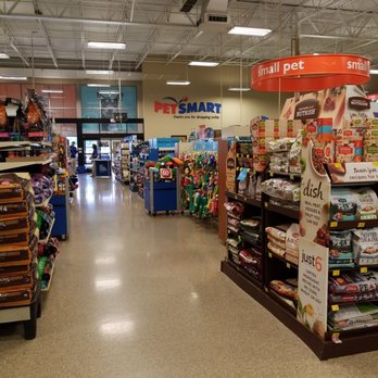 PetSmart - Clean and organized store. - Pet Training Near Me - New Braunfels, Texas