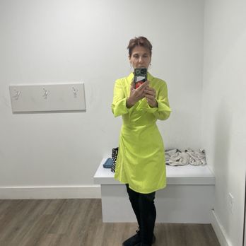 2nd Street - My new Bright Dress!!! A hit today.   Xo  Denise - Thrift Stores Near Me - Brookline, Massachusetts