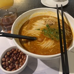翡翠拉麵小籠包