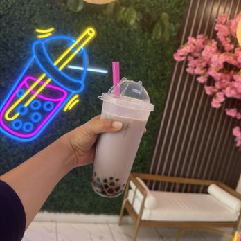 Ding Tea Brandon - Classic Taro Milk Tea - Bubble Tea Near Me - Brandon, Florida Ding Tea Brandon - Classic Taro Milk Tea - Bubble Tea Near Me - Brandon, Florida