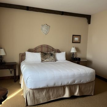 Hotel Viata Austin - My comfy bed!!! - Hotels Near Me - Austin, Texas Hotel Viata Austin - My comfy bed!!! - Hotels Near Me - Austin, Texas