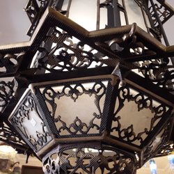 Justmorocco - Moroccan giant brass chandeliers