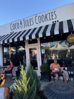 Coco & Jules Cookies by null