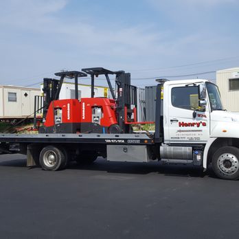Henry's Towing Service - Forklift moving - Towing Near Me - Framingham, Massachusetts