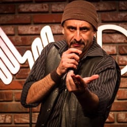 El Tenampa - Pinchi peter , miércoles de stand up !