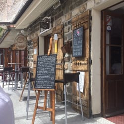 Brasserie du Mont Blanc - L ardoise du jour : burger et salades copieuses