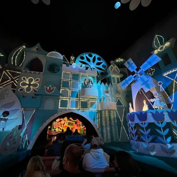 It's a Small World - Amusement Parks Near Me - Lake Buena Vista, Florida It's a Small World - Amusement Parks Near Me - Lake Buena Vista, Florida