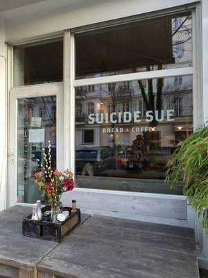 Café Suicide Sue by null