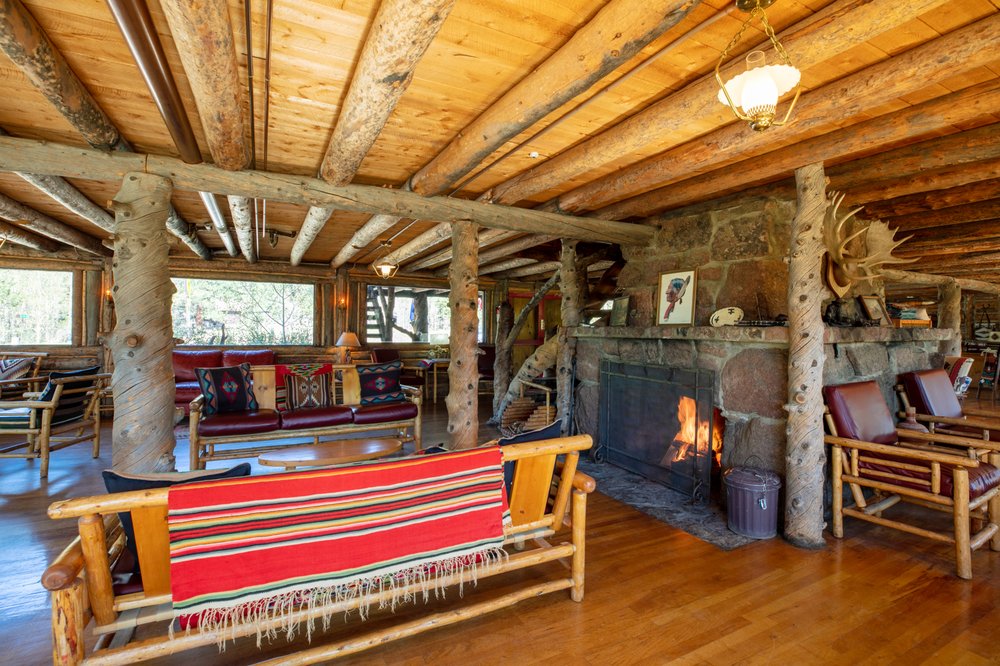 THE MEEKER PARK LODGE Updated September 2024 30 Photos 11733