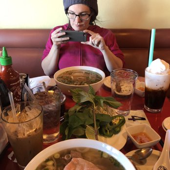 Applewood Vietnamese Restaurant - Vietnamese Near Me - Golden, Colorado