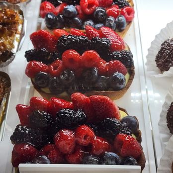 JW Pastry - Bakeries Near Me - Davie, Florida