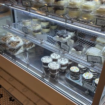 Magnolia Bakery - Cakes - Desserts Near Me - New York, New York Magnolia Bakery - Cakes - Desserts Near Me - New York, New York