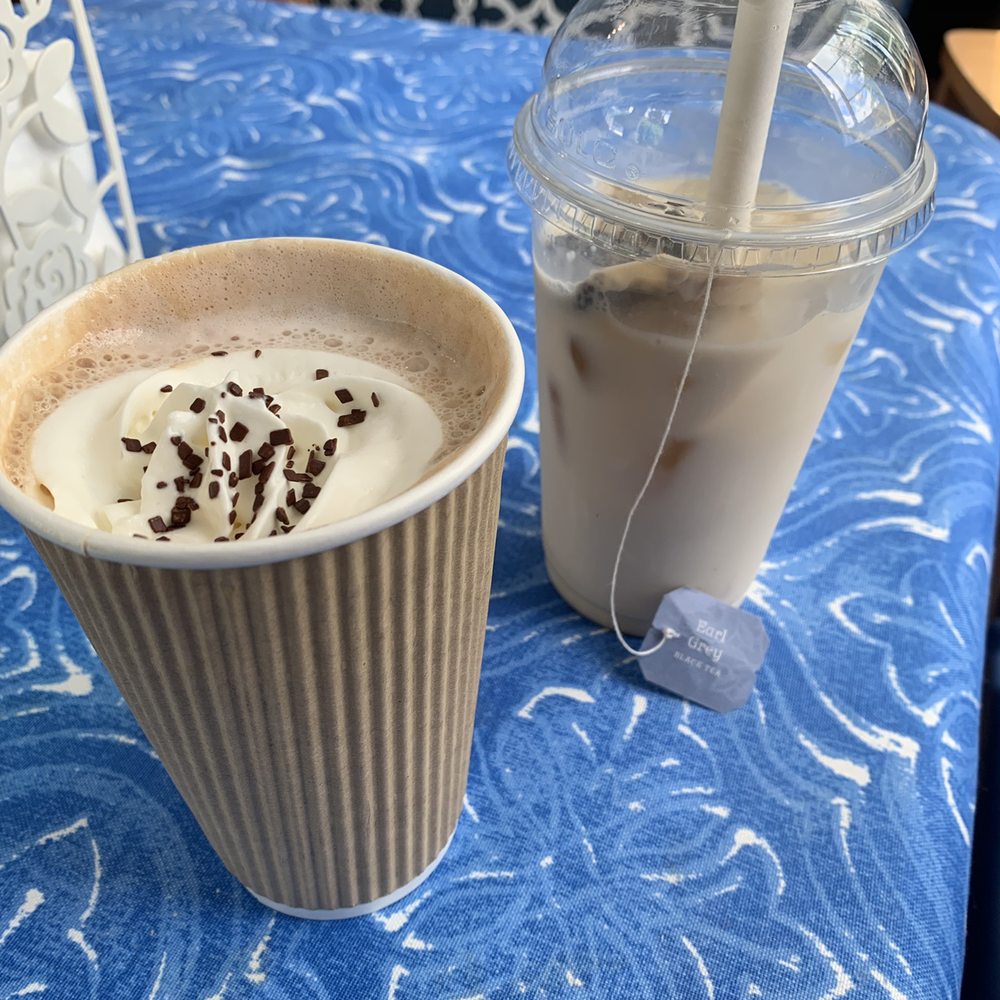 Tonolli's Deli - Delis Near Me - Victoria, British Columbia