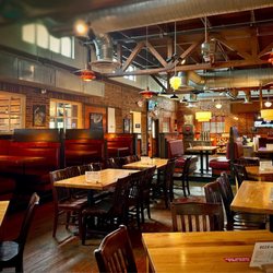 Jim 'N Nick's Bar-B-Q - Interior