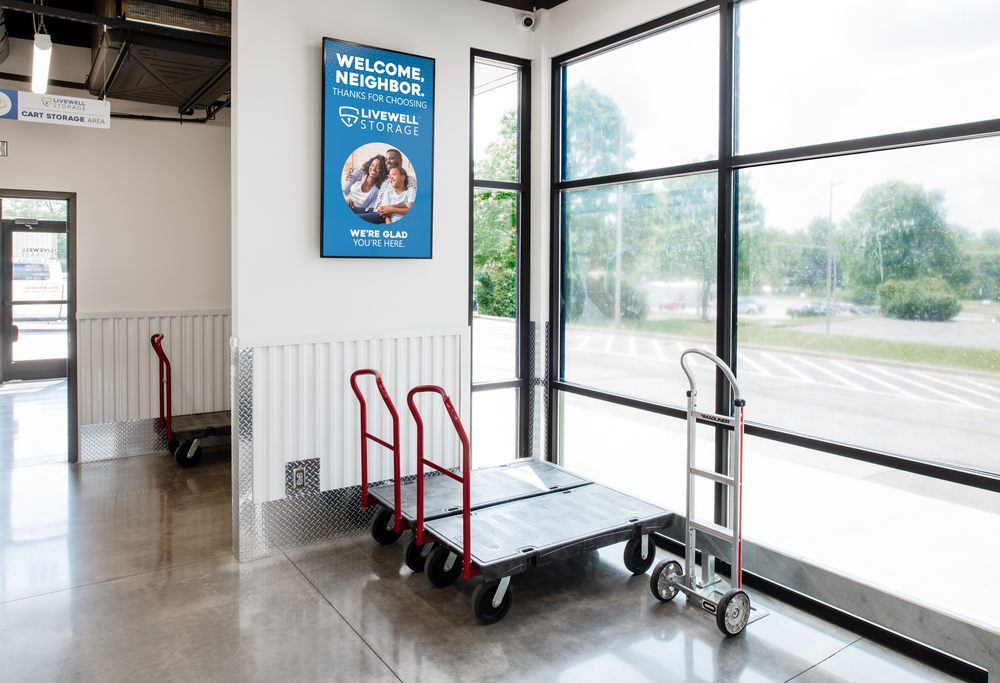 LIVEWELL STORAGE Updated September 2024 22 Photos 225 N Monroe St
