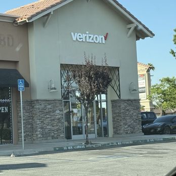 Verizon - Verizon on Rosedale Hwy - Mobile Phones Near Me - Bakersfield, California