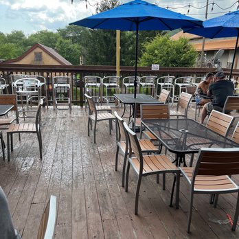 Mountain Layers Brewing Company - Rooftop - Breweries Near Me - Bryson City, North Carolina