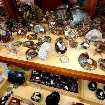 STL Rocks - Jewelry Near Me - St Louis, Missouri