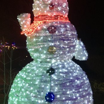 Oregon Garden Resort - Christmas lights - Hotels Near Me - Silverton, Oregon Oregon Garden Resort - Christmas lights - Hotels Near Me - Silverton, Oregon