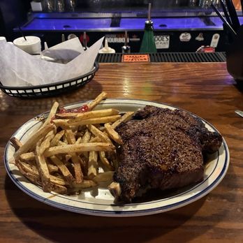 Doe's Eat Place - Ribeye and fries - Steakhouses Near Me - Baton Rouge, Louisiana