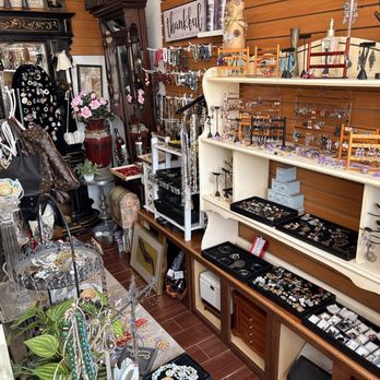 Thrift Happens - Thrift Stores Near Me - Bellmore, New York Thrift Happens - Thrift Stores Near Me - Bellmore, New York
