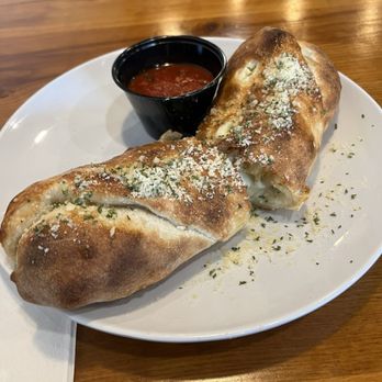 Goomba's Pizzeria - Stromboli - Pizza Near Me - Clermont, Florida Goomba's Pizzeria - Stromboli - Pizza Near Me - Clermont, Florida