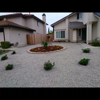 Galarza Landscaping - the front yard of a home - Landscaping Near Me Galarza Landscaping - the front yard of a home - Landscaping Near Me