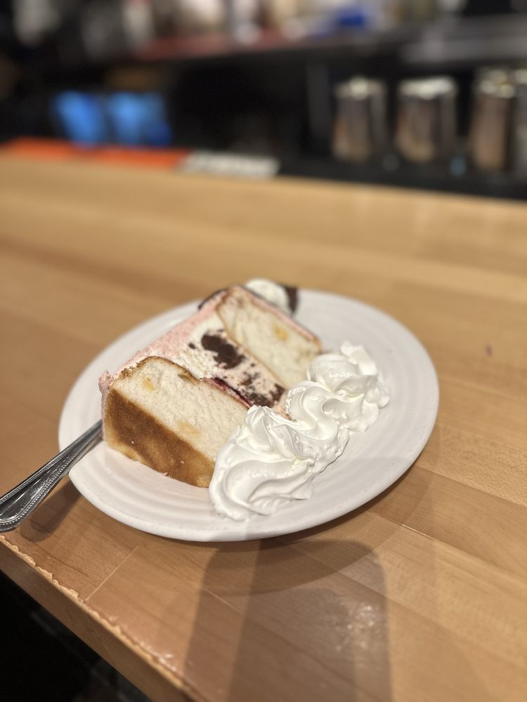 Kaminsky's Dessert Cafe