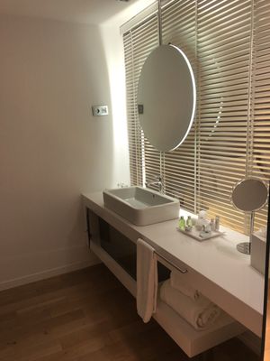 Hotel NH Collection Madrid Eurobuilding by null