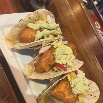 Twin Hickory Tavern - Fish tacos - New American Near Me - Henrico, Virginia Twin Hickory Tavern - Fish tacos - New American Near Me - Henrico, Virginia