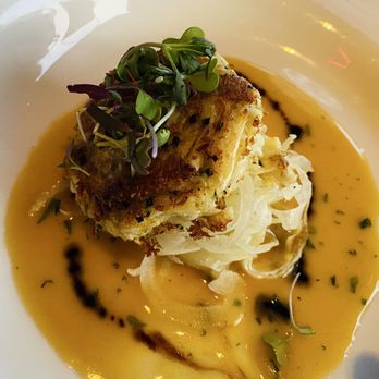 Different Pointe of View - Crab cake - New American Near Me - Phoenix, Arizona