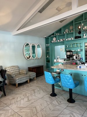 Dulce Dough Donuts & Bakery by null