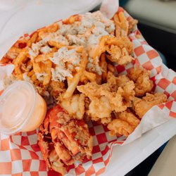 Three Generations Food Truck - Fried jumbo shrimp, fried lobster and blue crabby fries