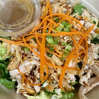 Croutons Restaurant - Regular Mandarin chicken salad - Sandwiches Near Me - San Diego, California Croutons Restaurant - Regular Mandarin chicken salad - Sandwiches Near Me - San Diego, California