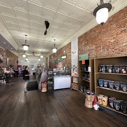 Murtle’s Handmade Chocolates - Like an old fashion candy shop