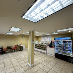 Spearman Donuts - Inside