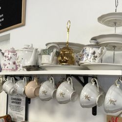 Cadeau Cafe - Are you ready for afternoon tea?