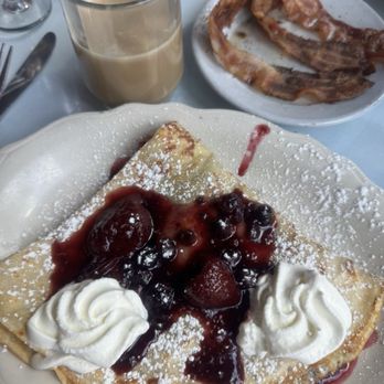 Cafe Intermezzo - Mixed Berry Crepes - Coffee & Tea Near Me - Nashville, Tennessee