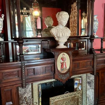 Wisconsin Club - Social Clubs Near Me - Milwaukee, Wisconsin