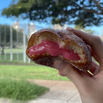 Leonard's Bakery - Gauva - Bakeries Near Me - Honolulu, Hawaii Leonard's Bakery - Gauva - Bakeries Near Me - Honolulu, Hawaii