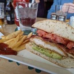 Chicken sandwich with fries Chicken sandwich with fries